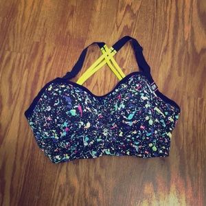VS Sports Bra